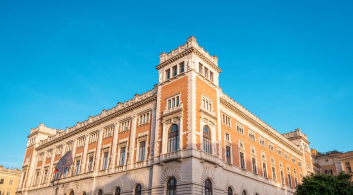 Most Marketable Courses in Kenya Colleges (2026): Top Picks by Salary, Demand, and Career Growth